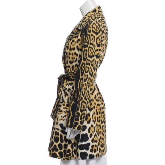 Yves Saint Laurent: Jacket with belt and bag - Picture 2 of 14